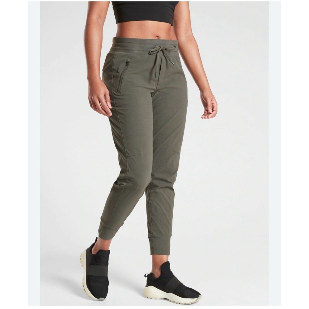 Athleta Trekkie North‎ Olive Green Stretch Jogger Pants with Drawstring Size 4